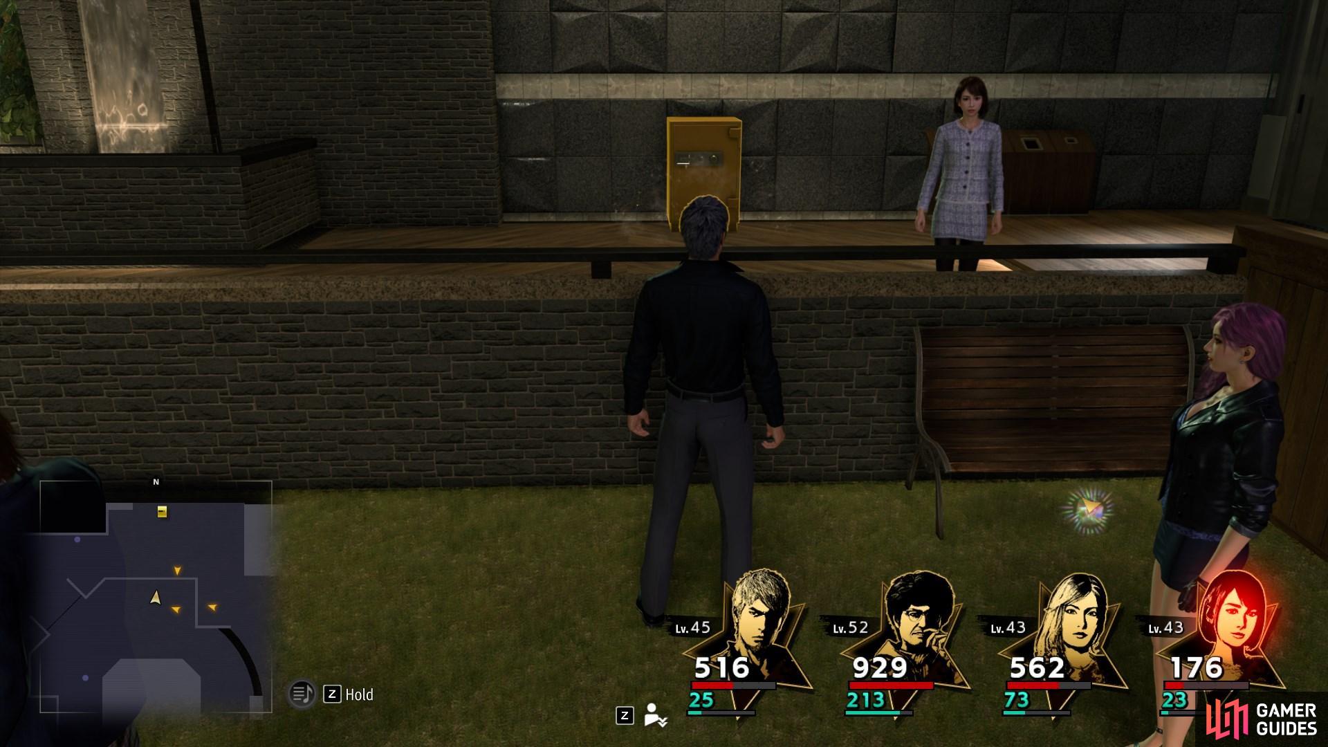 You can find Gold and Silver Safes in Kamurocho.
